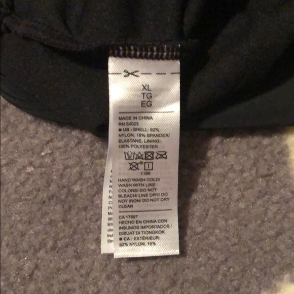 Size L and Size XL black tankini top - Picture 8 of 8